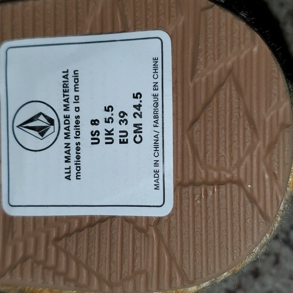 Volcom Trails Beachy Strappy Flat Sandals - Picture 5 of 5